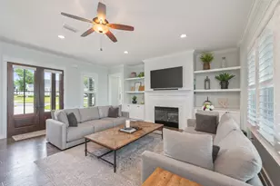 1111 Deer Moss Loop, Niceville, FL 32578 - Photo 4