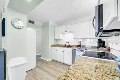 676 Santa Rosa Boulevard #UNIT 2A, Fort Walton Beach, FL 32548 - Photo 10