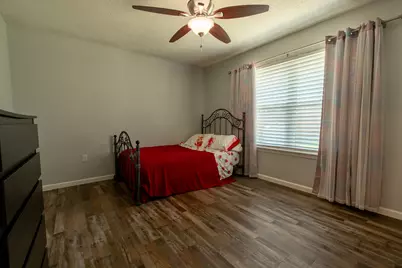 9687 Parker Lake Circle, Navarre, FL 32566 - Photo 22