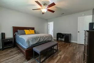 9687 Parker Lake Cir, Navarre, FL 32566 - Photo 18