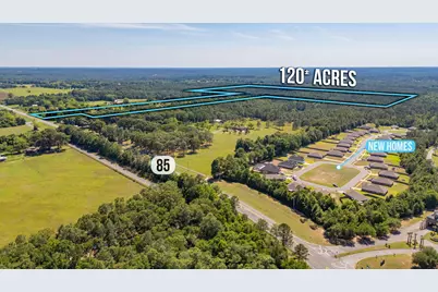 6722 N Highway 85, Laurel Hill, FL 32567 - Photo 1