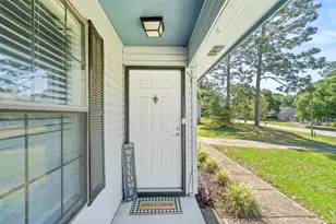219 W Pinoak Ct, Crestview, FL 32539 - Photo 6
