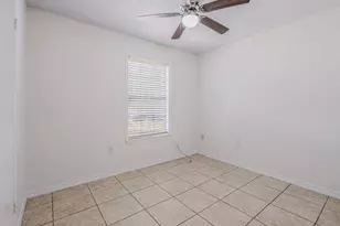 219 W Pinoak Ct, Crestview, FL 32539 - Photo 22