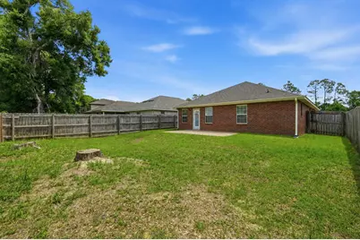 219 January Court, Crestview, FL 32539 - Photo 4