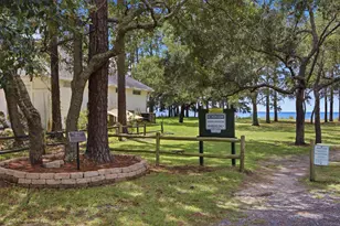 7 Hampton Cir, Niceville, FL 32578 - Photo 96