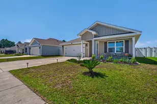 51 Silverthorn St, Freeport, FL 32439 - Photo 8