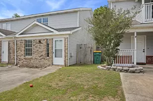 1803 Pointed Leaf Ln, Fort Walton Beach, FL 32547 - Photo 2