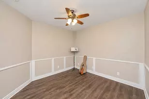 1827 Waterway Dr, Baker, FL 32531 - Photo 24