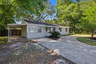 413 Government Avenue, Valparaiso, FL 32580 - Photo 2