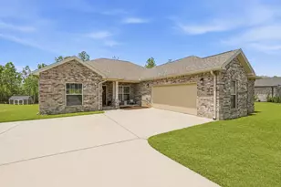 3094 Zach Ave, Crestview, FL 32536 - Photo 2