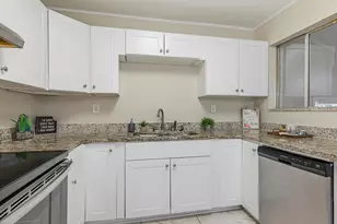 1095 Texas Pkwy, Crestview, FL 32536 - Photo 14