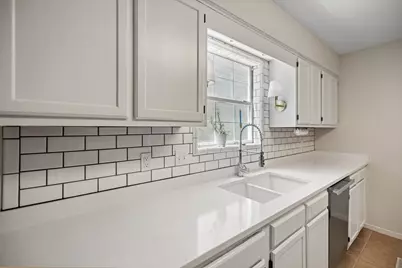 131 Wright Circle, Niceville, FL 32578 - Photo 4