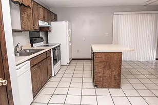 116 W Walker Circle, Crestview, FL 32539 - Photo 10