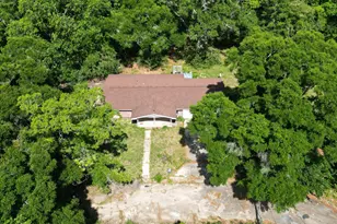 298 Averitt Pl, Crestview, FL 32539 - Photo 6