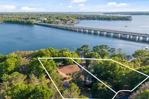 104 Bayou Dr, Niceville, FL 32578 - Photo 1