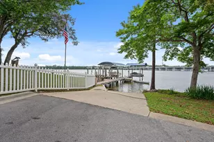 104 Bayou Dr, Niceville, FL 32578 - Photo 12