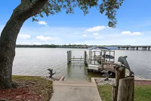 104 Bayou Dr, Niceville, FL 32578 - Photo 16