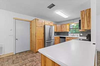 722 Mallet Bayou Road, Freeport, FL 32439 - Photo 10