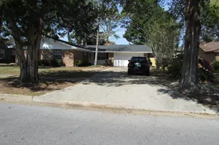 5715 Keystone Rd, Pensacola, FL 32504 - Photo 2