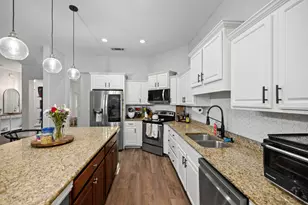 3013 Crown Creek Cir, Crestview, FL 32539 - Photo 4