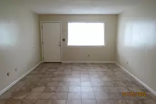 201 E College Blvd, Niceville, FL 32578 - Photo 2