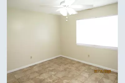 201 E College Boulevard #UNIT 21, Niceville, FL 32578 - Photo 4
