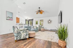 3518 Treasure Cir, Panama City Beach, FL 32408 - Photo 2
