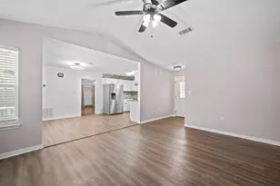 3010 Windsor Cir, Crestview, FL 32539 - Photo 4