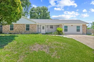 3010 Windsor Cir, Crestview, FL 32539 - Photo 1