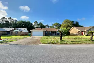 1063 Boulevard De La Parisienne, Mary Esther, FL 32569 - Photo 1