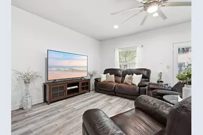8884 White Ibis Way, Navarre, FL 32566 - Photo 6