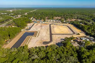 7613 Hatteras Dr, Navarre, FL 32566 - Photo 6