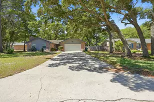 836 St Pierre Cove, Niceville, FL 32578 - Photo 4