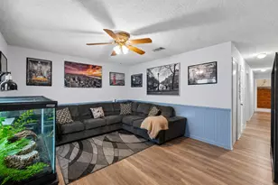 2019 Casa De Oro St, Navarre, FL 32566 - Photo 12