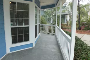 1737 Bolton Village Ln, Niceville, FL 32578 - Photo 2