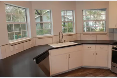 1737 Bolton Village Lane, Niceville, FL 32578 - Photo 6