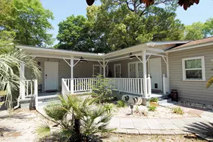 37 SE Magnolia Ave, Fort Walton Beach, FL 32548 - Photo 1