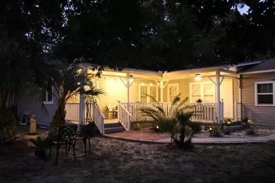 37 SE Magnolia Avenue, Fort Walton Beach, FL 32548 - Photo 2