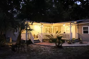 37 SE Magnolia Ave, Fort Walton Beach, FL 32548 - Photo 2