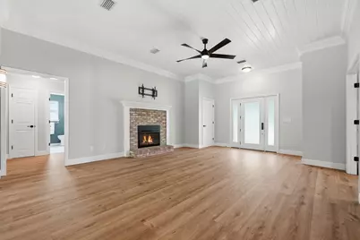 102 Kinsey Court, Valparaiso, FL 32580 - Photo 8