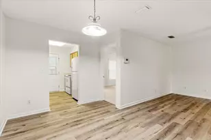 1740 Thomas St, Niceville, FL 32578 - Photo 10
