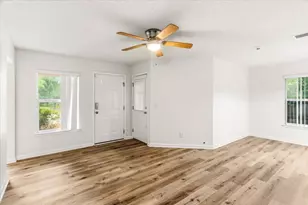 1740 Thomas St, Niceville, FL 32578 - Photo 6