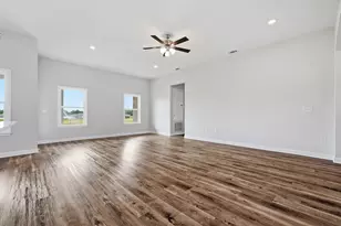 6111 Mildreds Wy, Crestview, FL 32539 - Photo 2