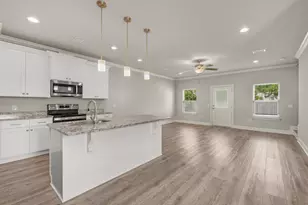 2285 Janet St, Navarre, FL 32566 - Photo 8