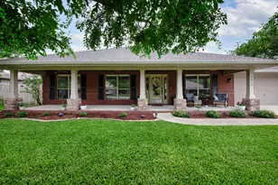 6052 Blair Cir, Gulf Breeze, FL 32563 - Photo 2