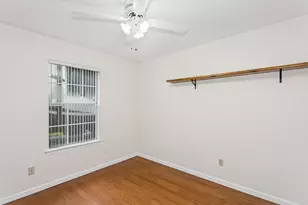 2201 Wedgewood Ct, Navarre, FL 32566 - Photo 16