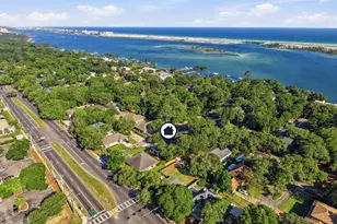 103 Point Comfort Rd, Mary Esther, FL 32569 - Photo 52