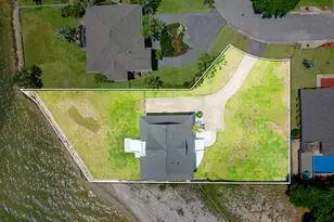 2005 Jessica Way, Navarre, FL 32566 - Photo 6