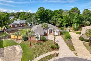 4034 Bond Cir, Niceville, FL 32578 - Photo 2