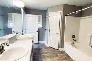 2386 Barberee Dr, Crestview, FL 32536 - Photo 12